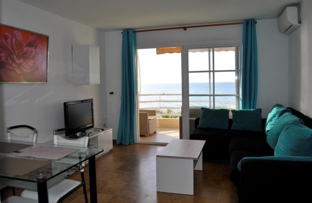 Apartamento Frente Al Mar,Primera Linea Rincón de la Victoria Dış mekan fotoğraf